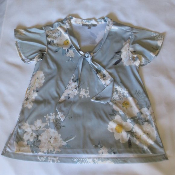 4/$14 ALEX & PARKER womens SHIRT grey SHORT SLEEVE floral TIE bow SIZE LARGE - Picture 1 of 10